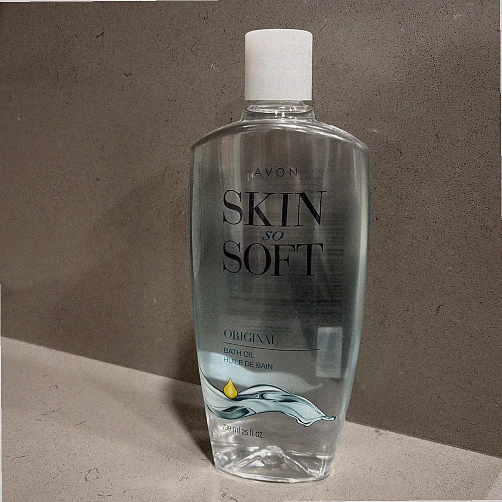 Avon ORIGINAL Scent Skin So Soft Bath Oil [25 Fl Oz] New & Sealed